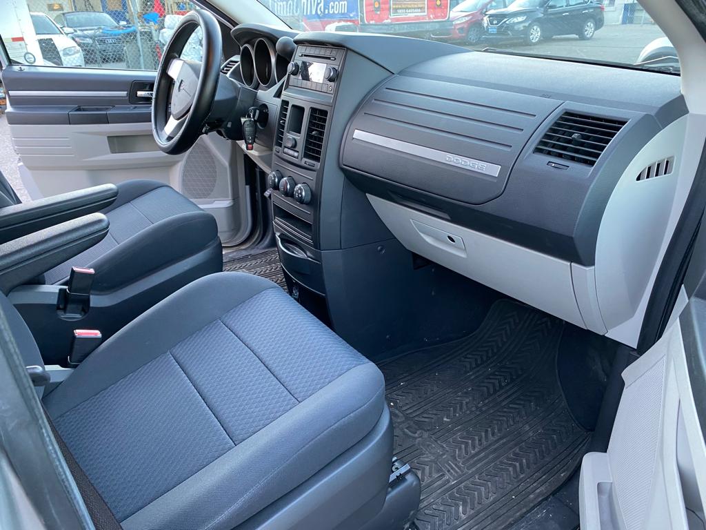2010 Dodge Caravan SE