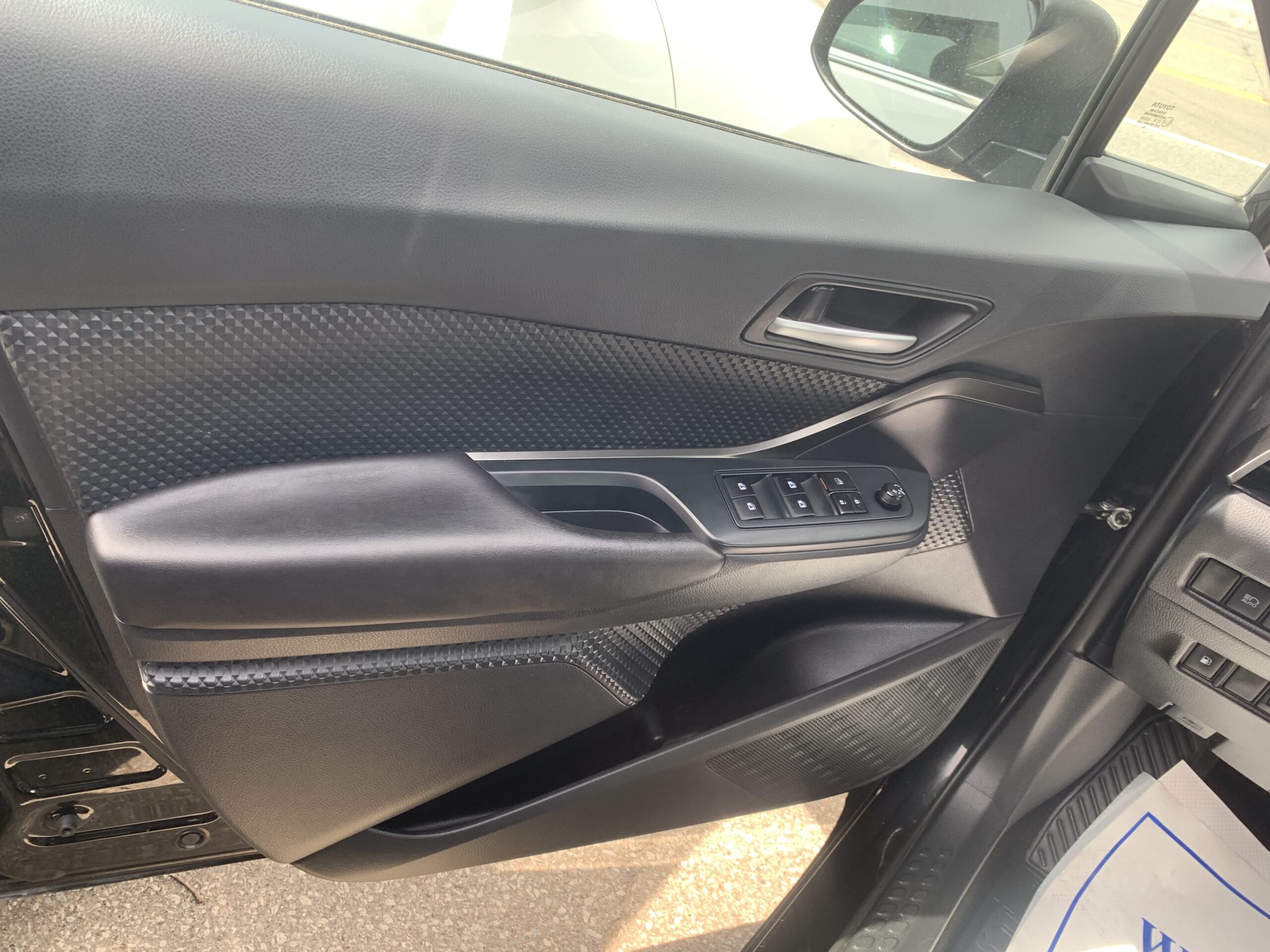 2019 Toyota CH-R XLE