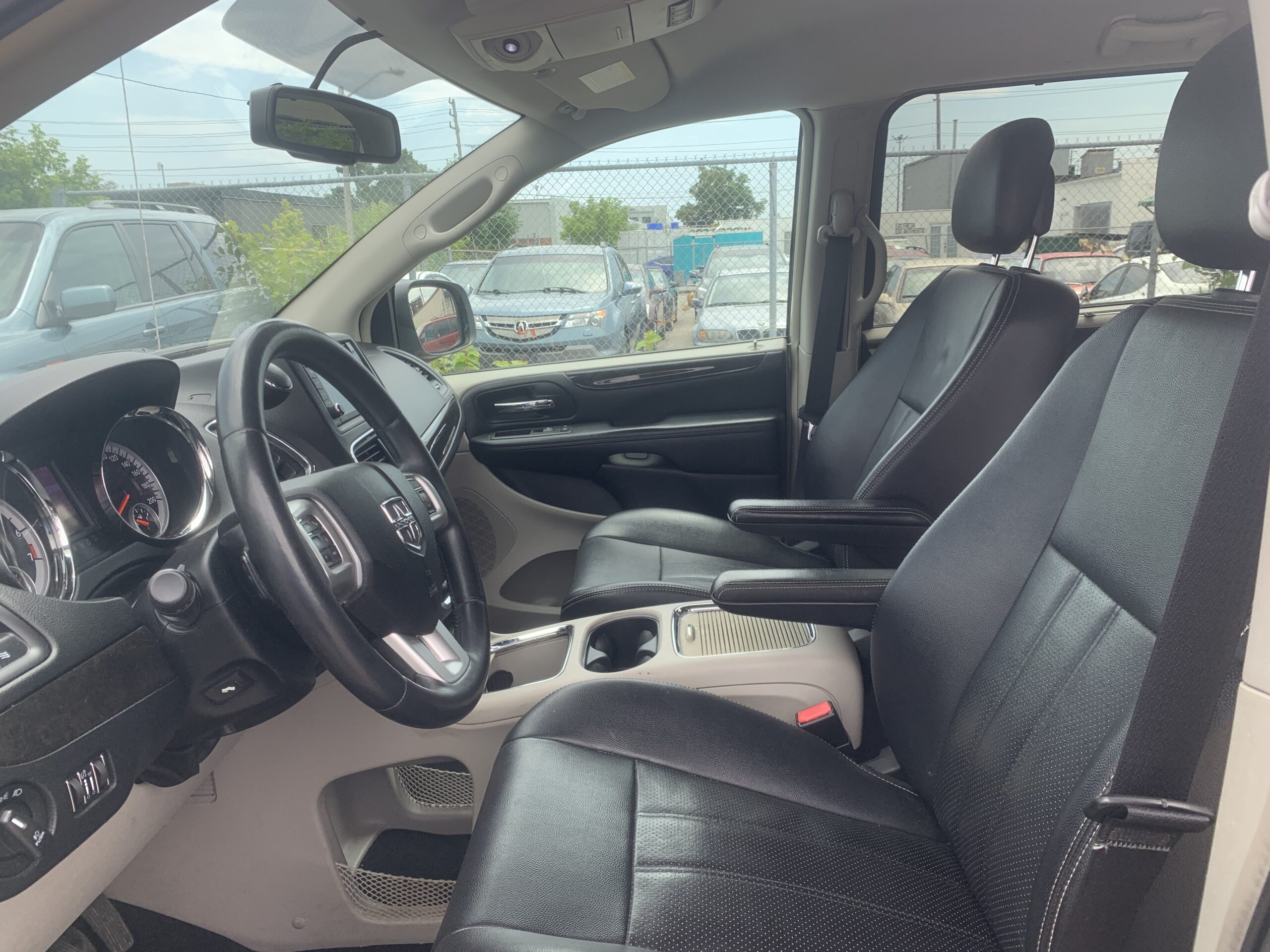 2013 Dodge Grand Caravan SXT-CREW