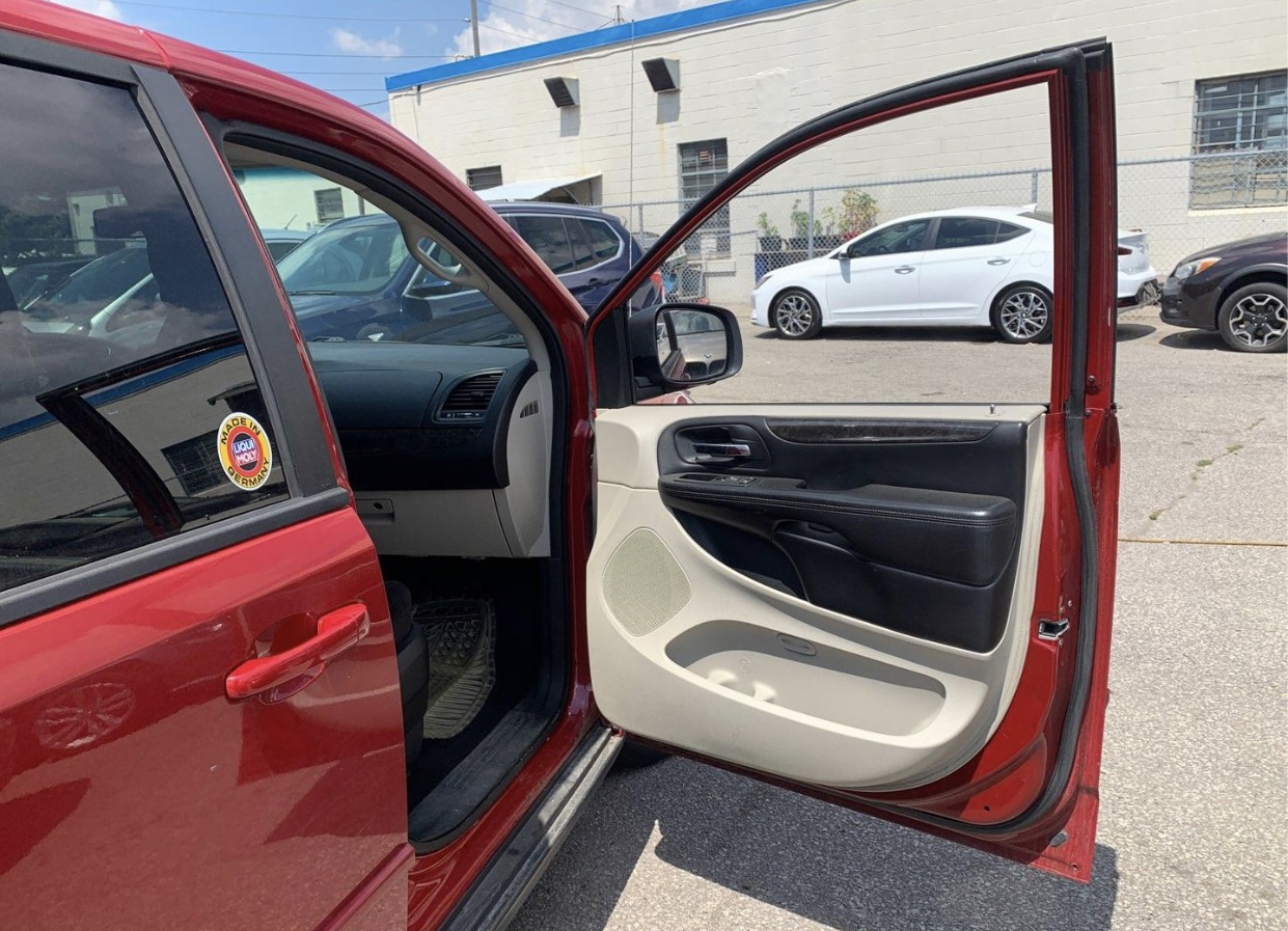 2013 Dodge Grand Caravan SXT