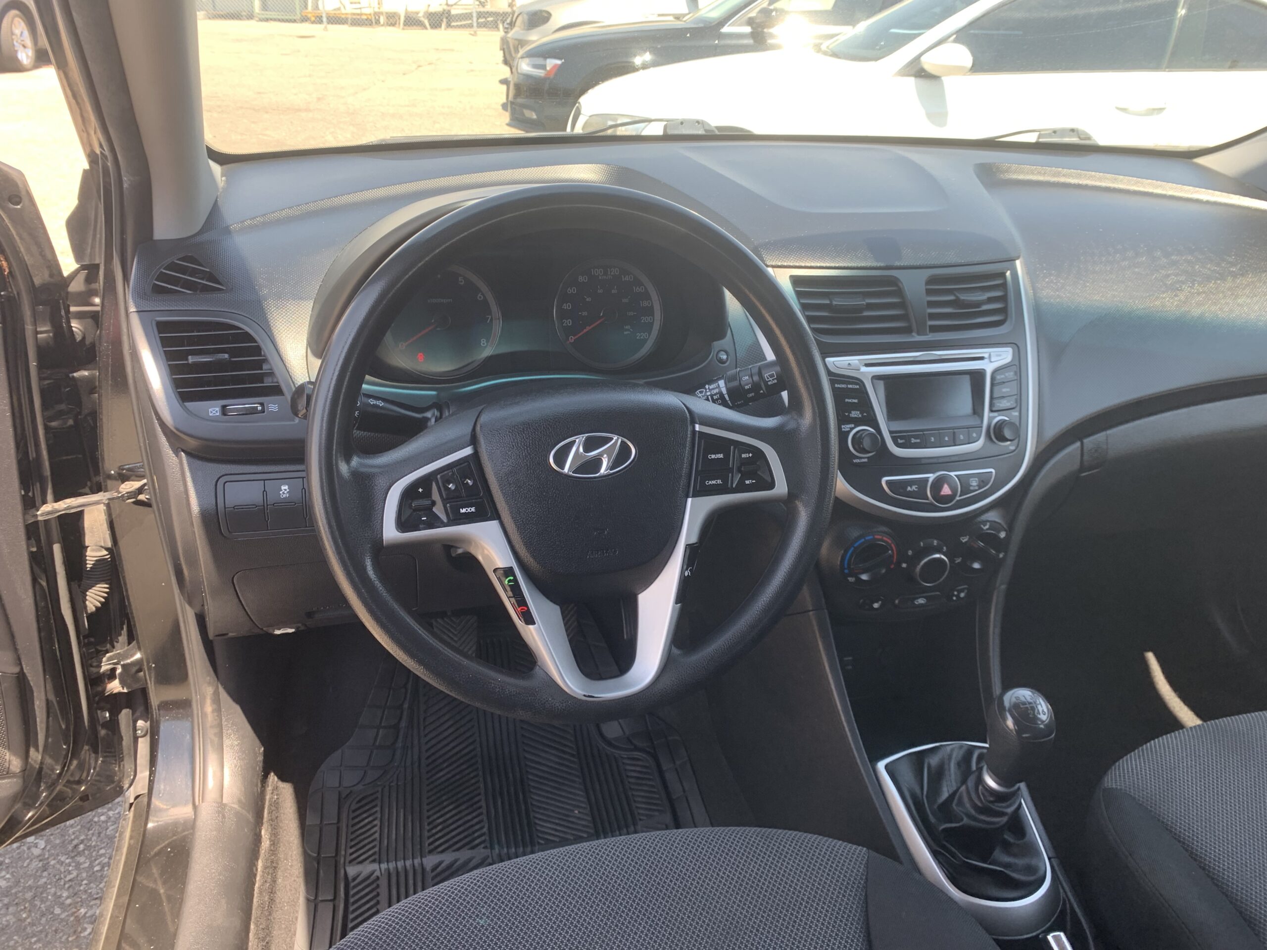 2014 Hyundai Accent GL Man