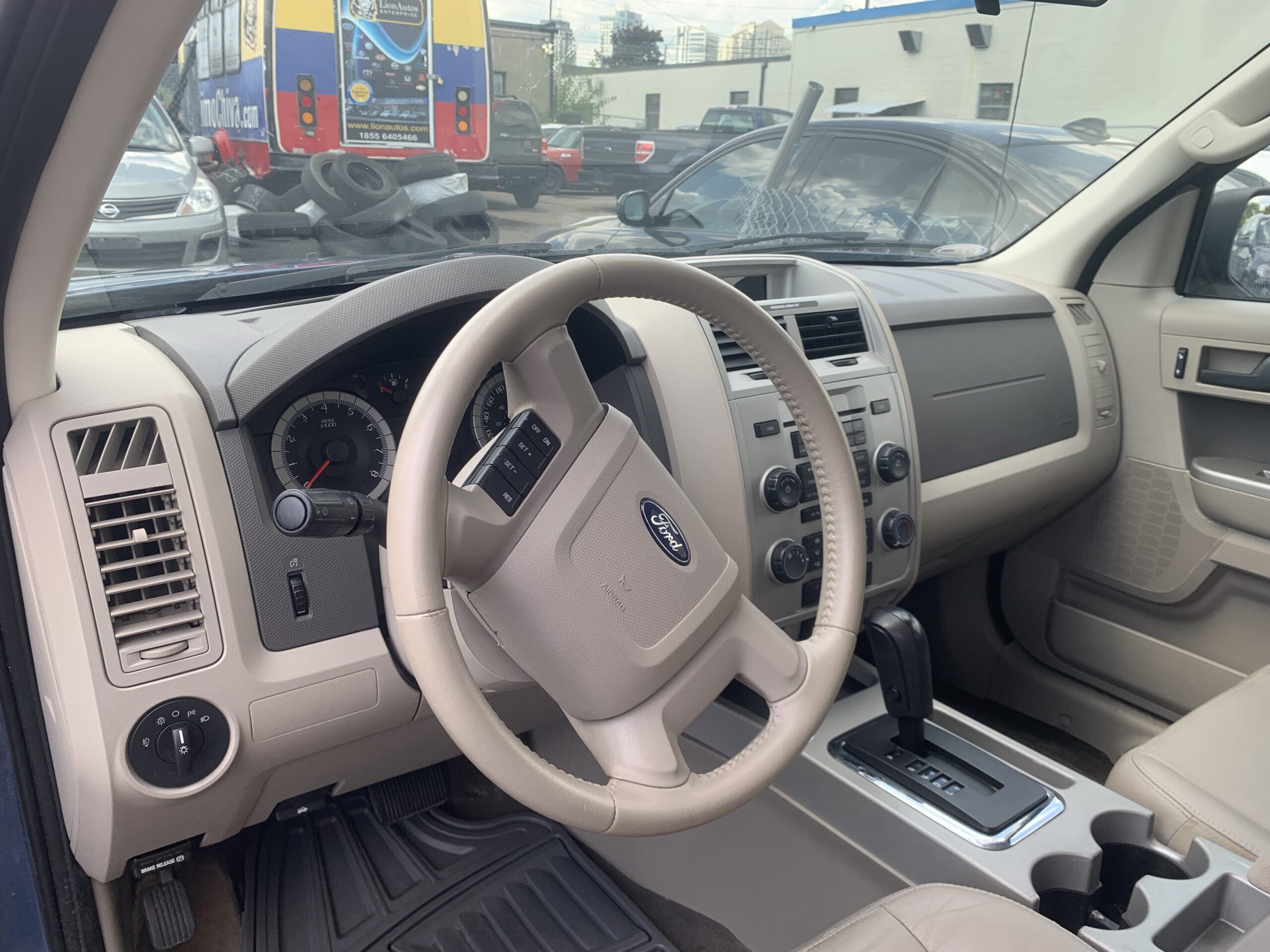 2009 Ford Escape XLT