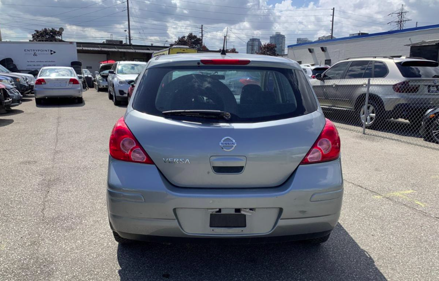 2010 Nissan Versa S