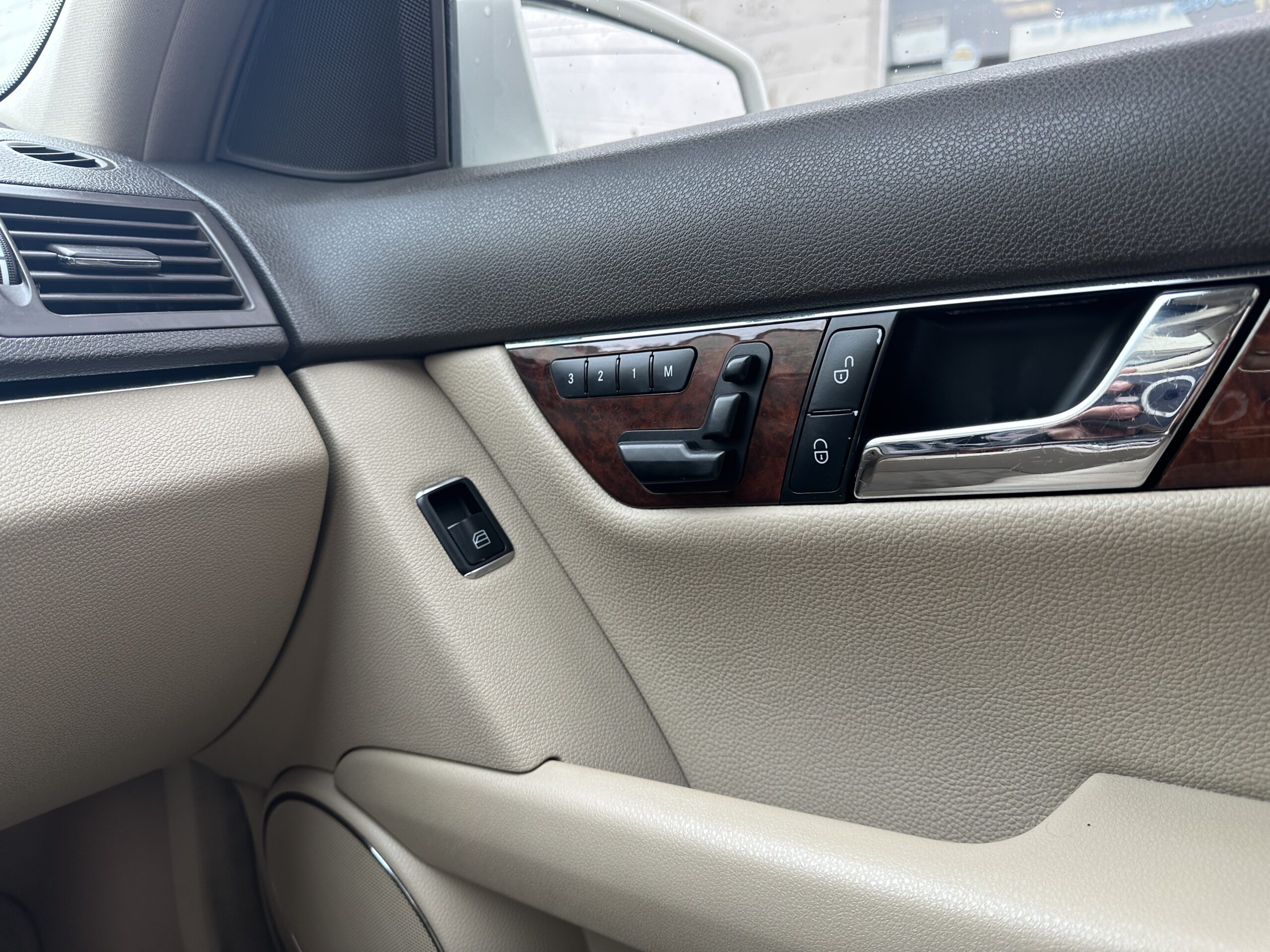 2011 Mercedes-Benz C350 4Matic