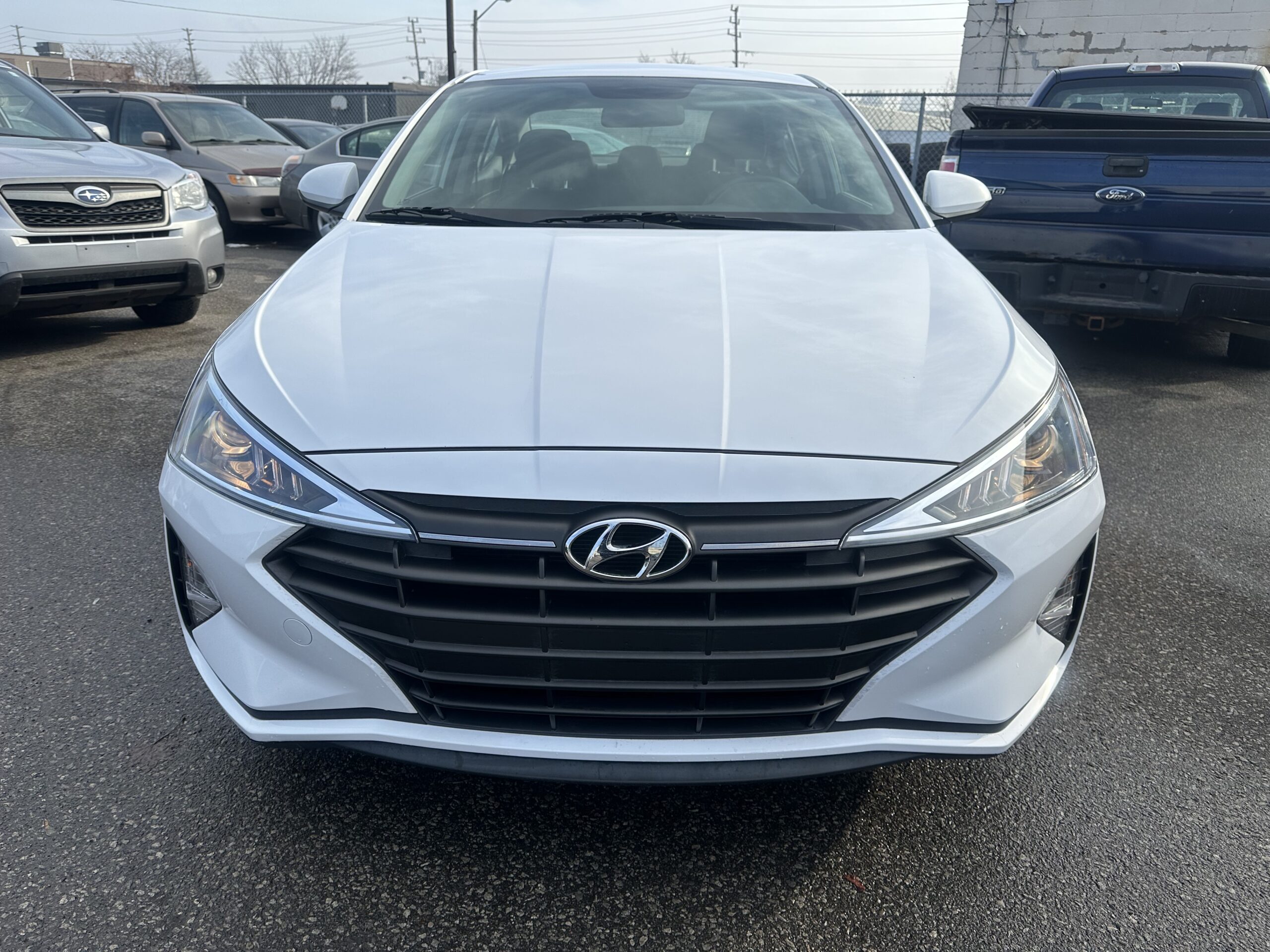 2019 Hyundai Elantra Essential