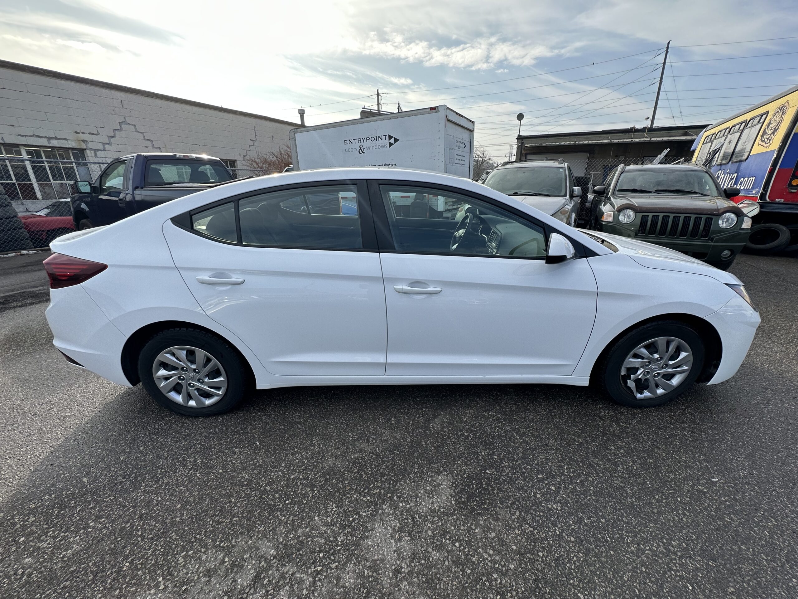 2019 Hyundai Elantra Essential