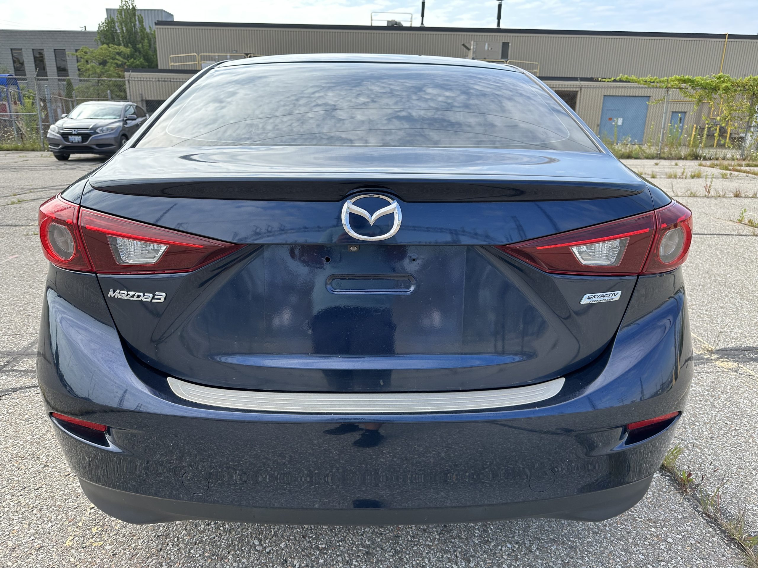 2014 Mazda 3 GS-Sky