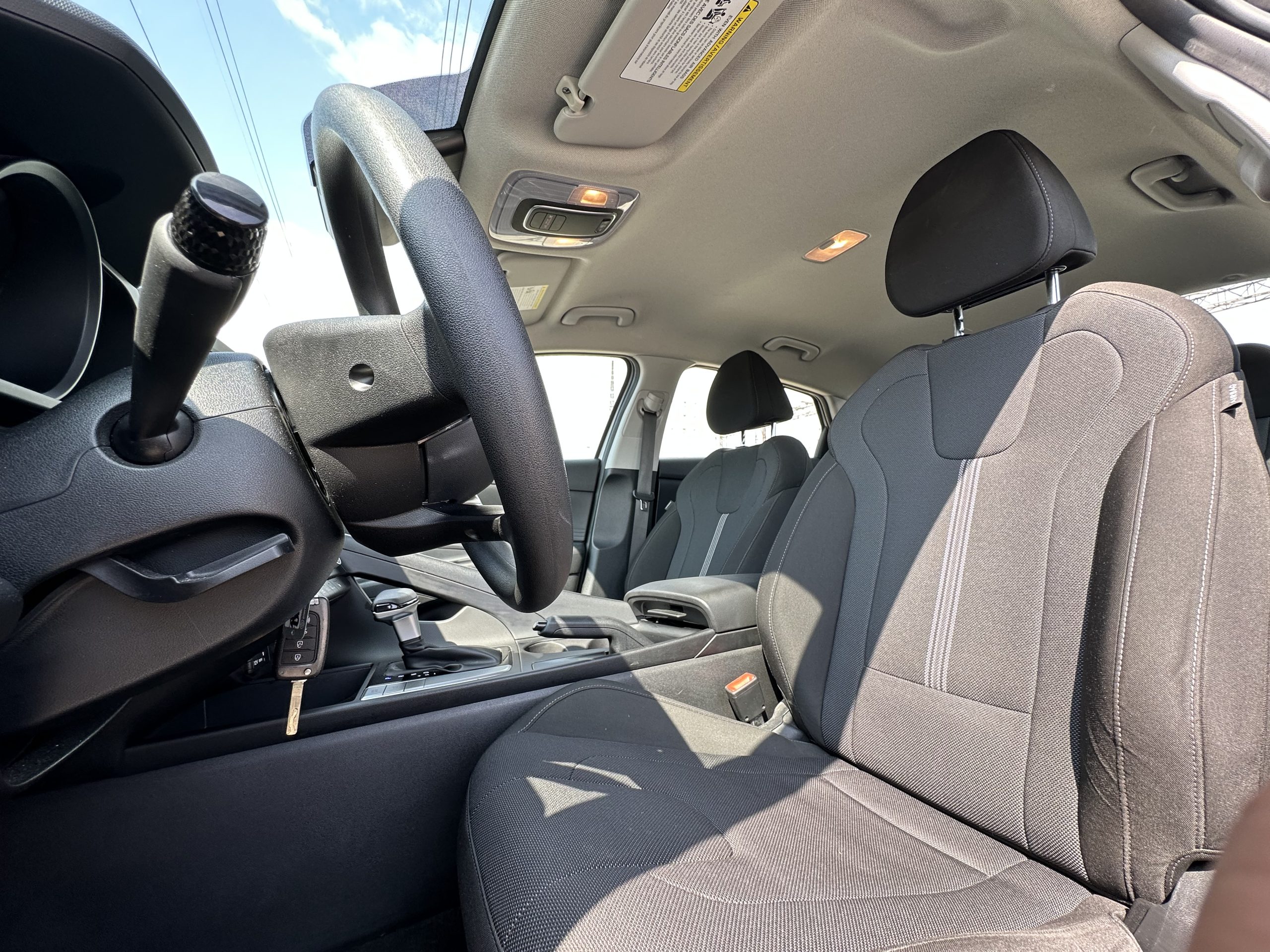 2022 Hyundai Elantra Essential IVT