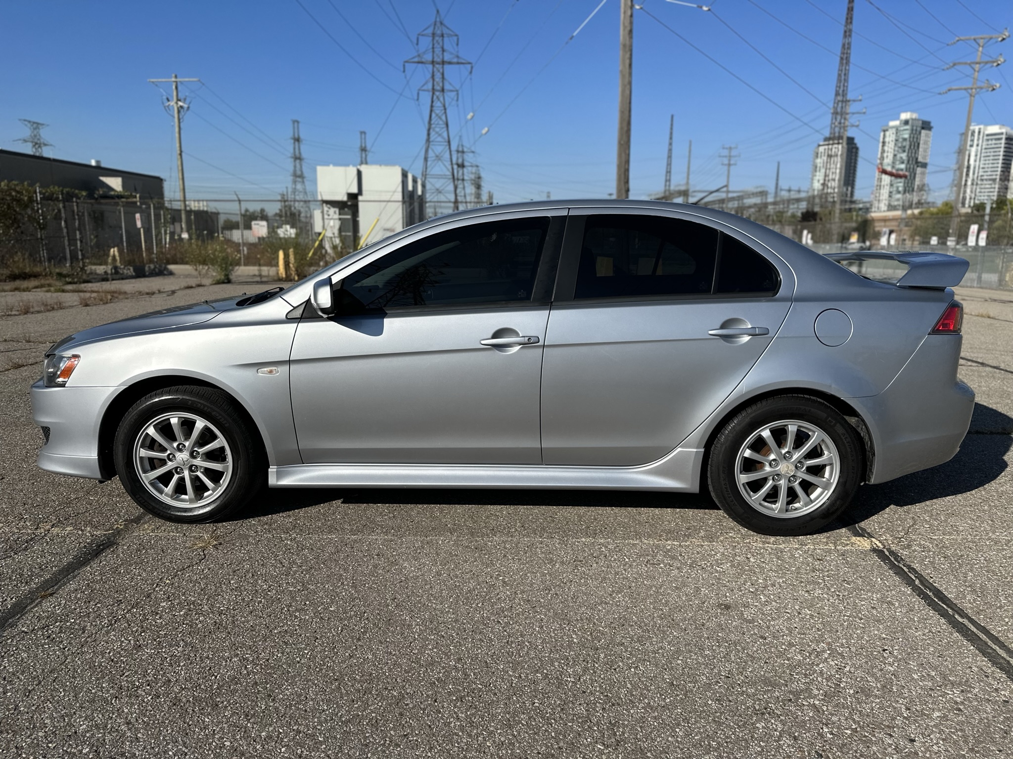 2012 Mitsubishi Lancer  SE Sport