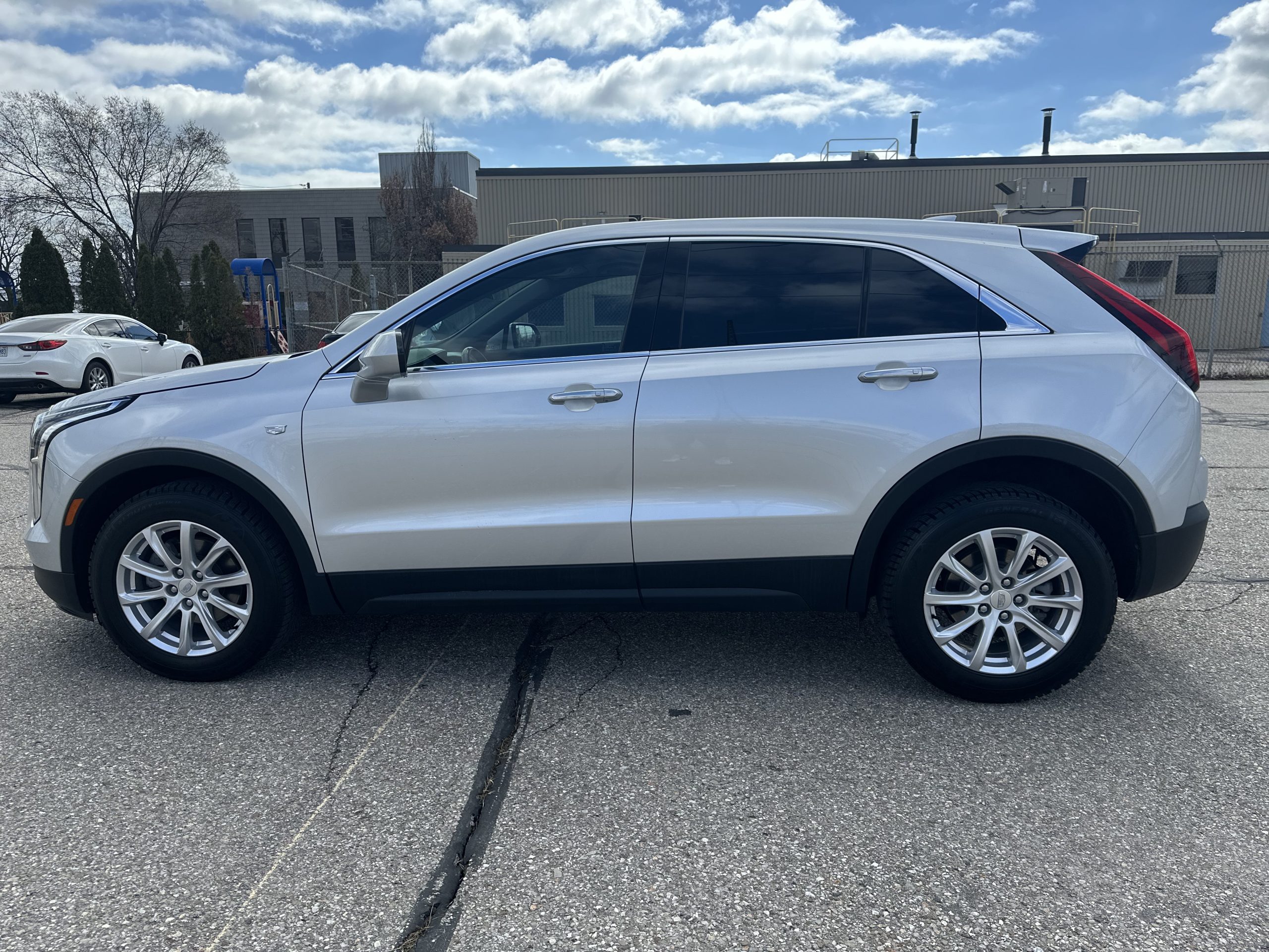 2021 Cadillac XT4 Awd Luxury