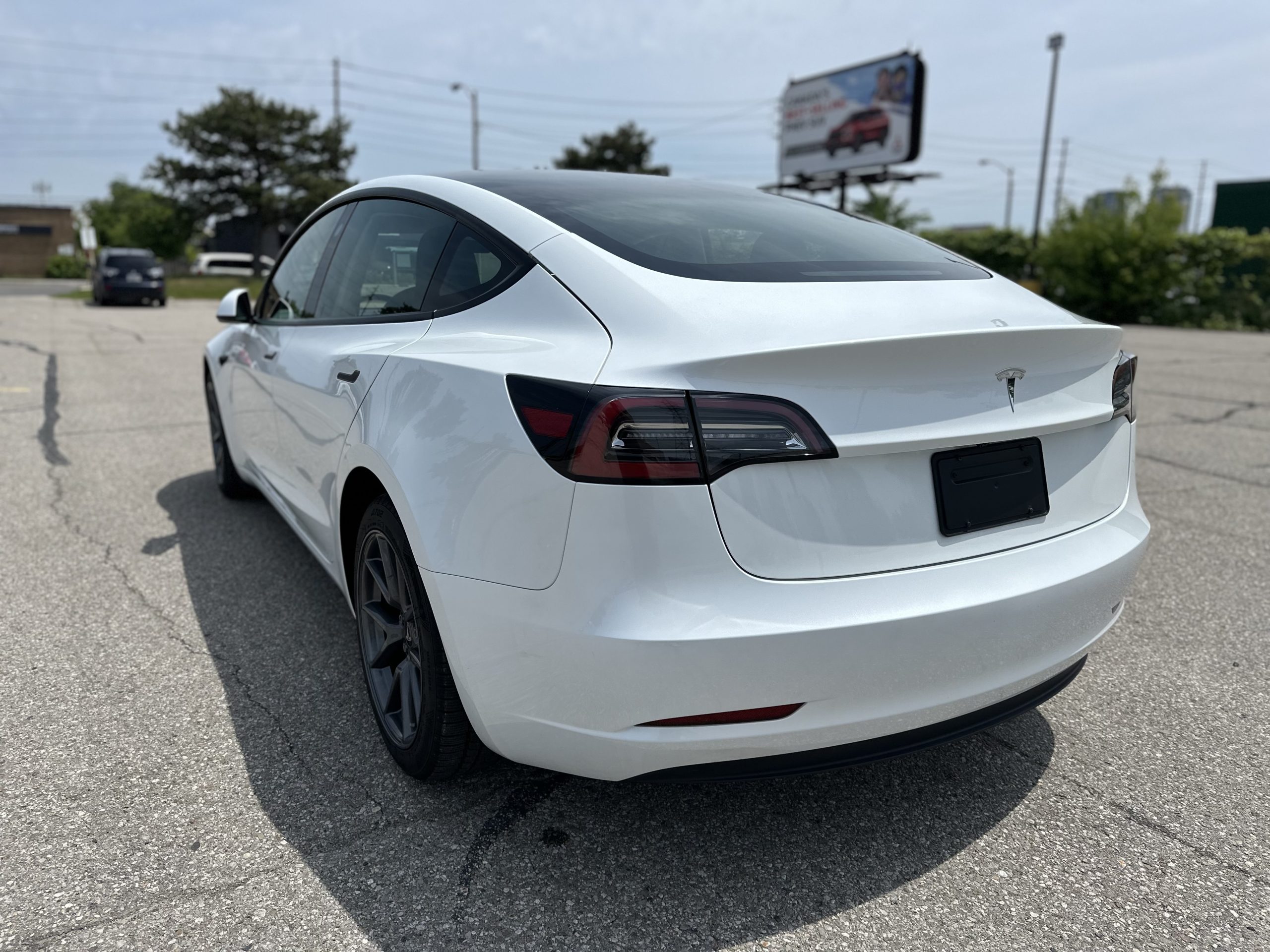 2023 Tesla Model 3 Standard Range LFP