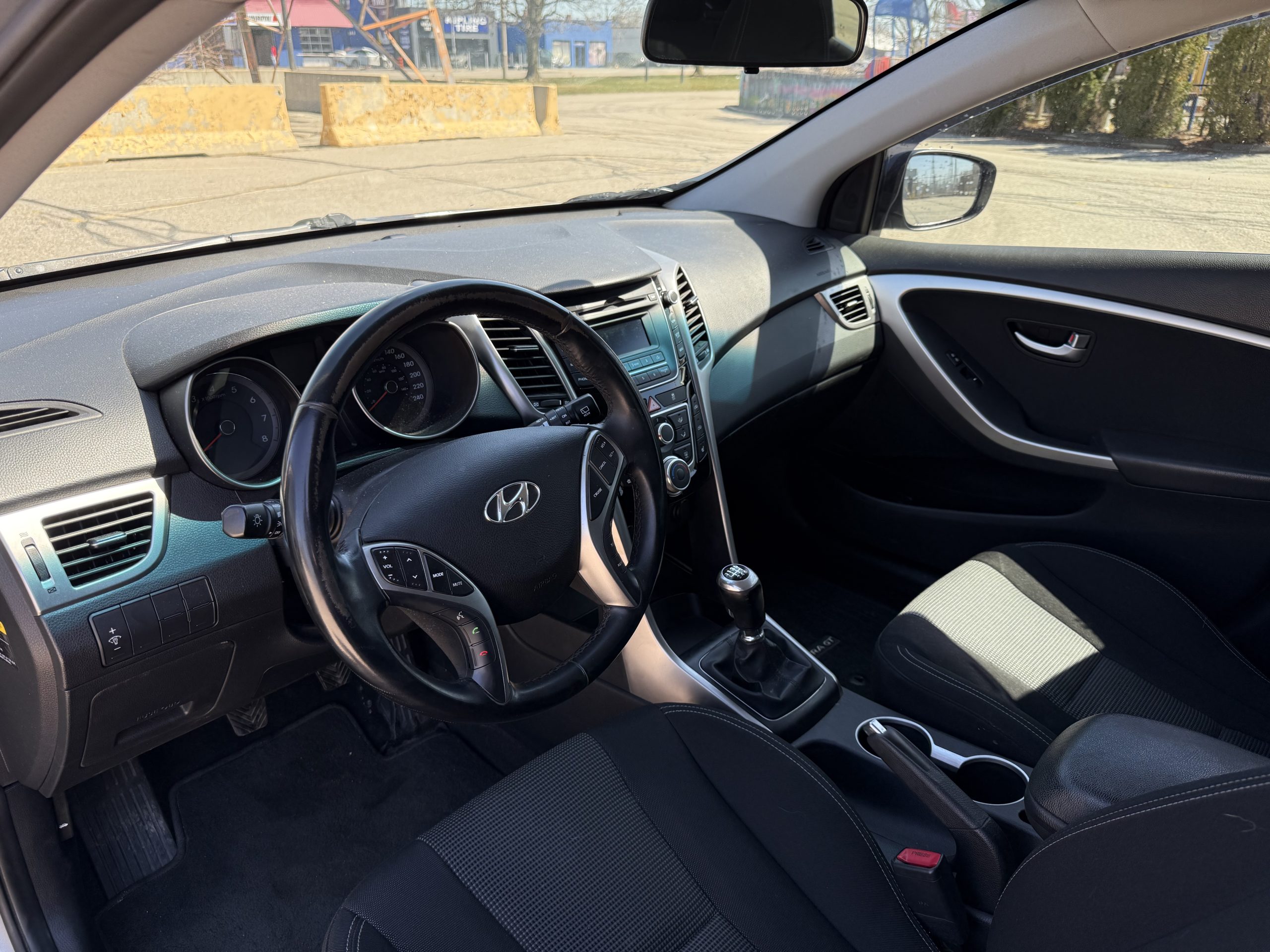 2016 Hyundai Elantra GT HB Man FWD