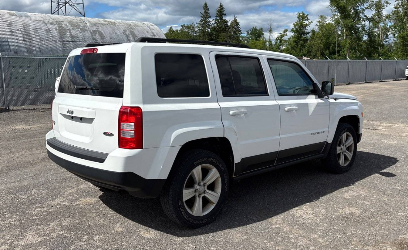 2013 Jeep Patriot Sport 4WD 4dr