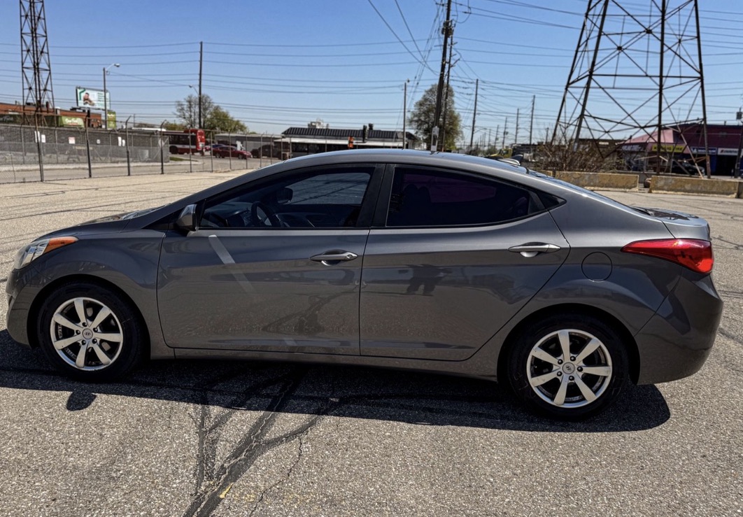 Hyundai Elantra GLS Man